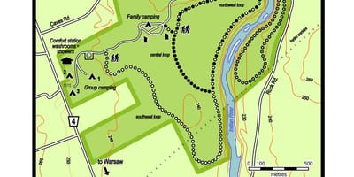 地図のワルシャワの洞窟 